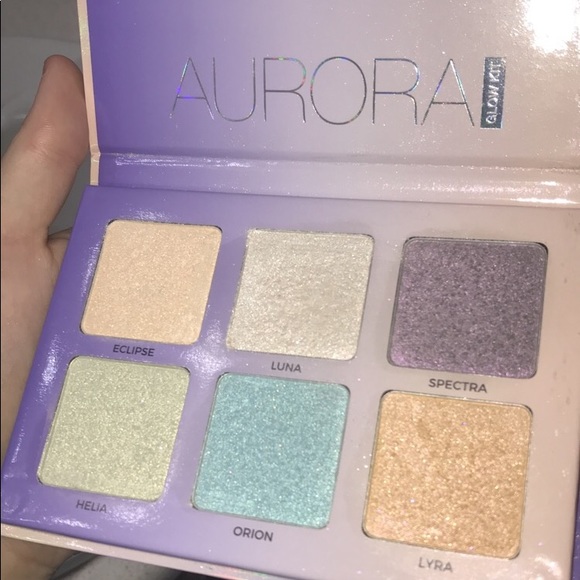 Anastasia Beverly Hills Other - Anastasia Beverely Hills Aurora highlighter